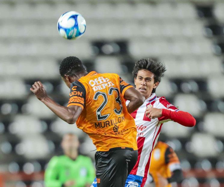 Arrebata Pachuca triunfo al Guadalajara