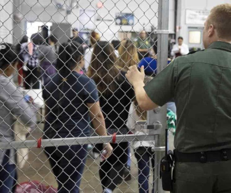 Suspende juez moratoria de deportaciones de Biden Suspende juez moratoria de deportaciones de Biden