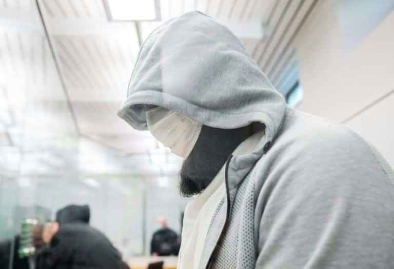 Condenan a imán por pertenencia a EI Condenan a imán por pertenencia a EI