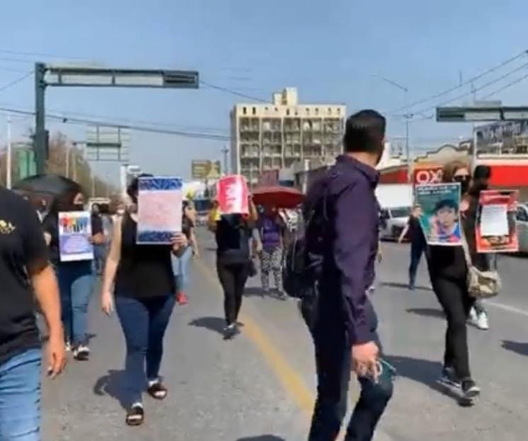 Toman las calles trabajadores de salones de eventos Toman las calles trabajadores de salones de eventos