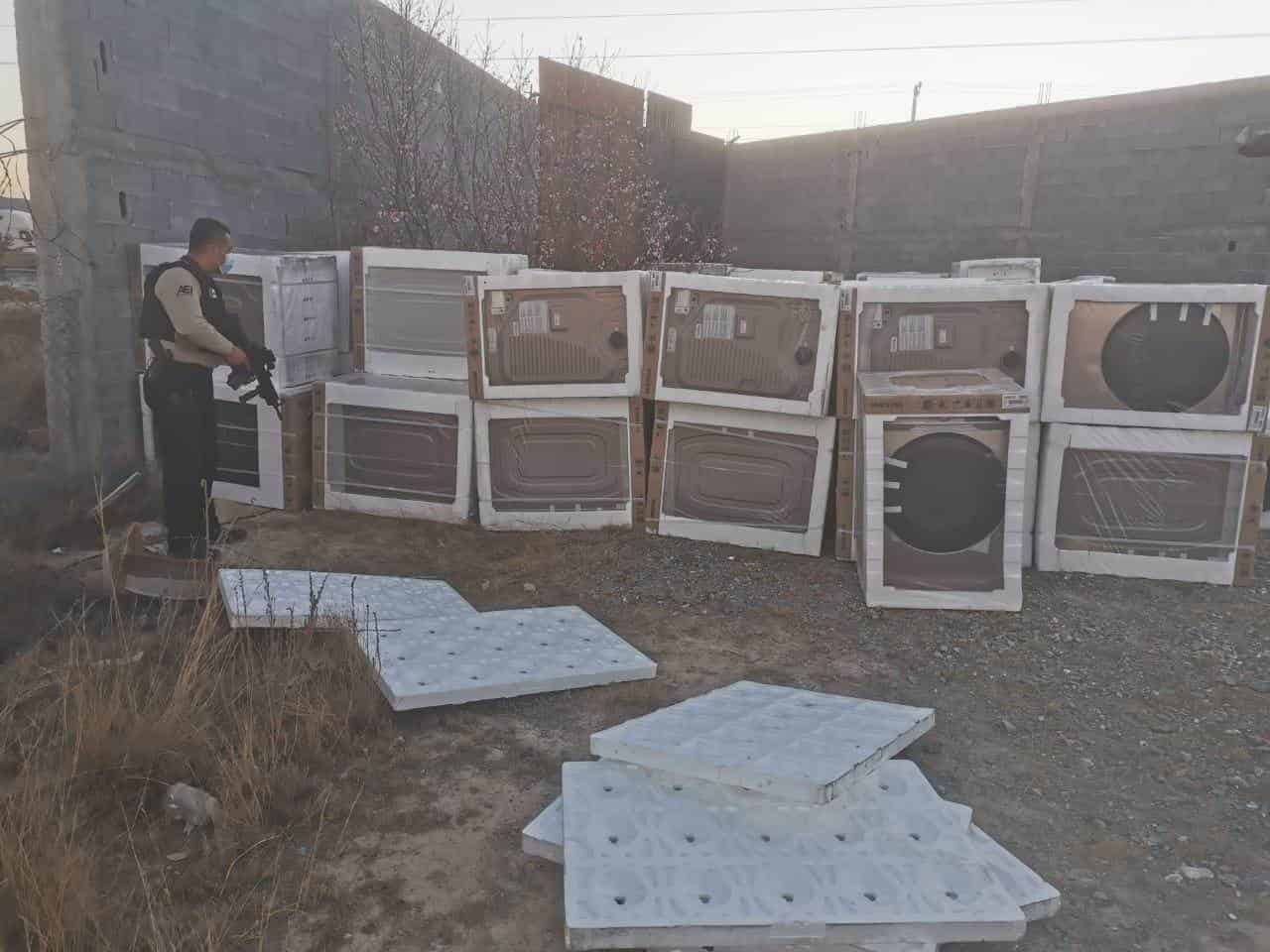 Recuperaron más de 100 lavadoras y secadoras robadas en Coahuila junto con el tractocamión en el cual eran trasladadas