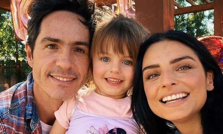 Kailani vuelve a juntar a Mauricio Ochmann y Aislinn Derbez Kailani vuelve a juntar a Mauricio Ochmann y Aislinn Derbez