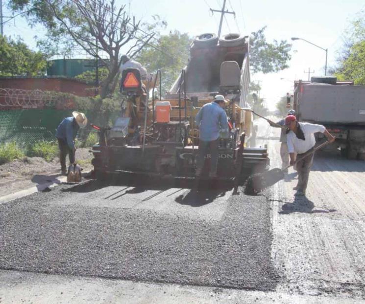 Revisan rehabilitación de avenida en Treboles