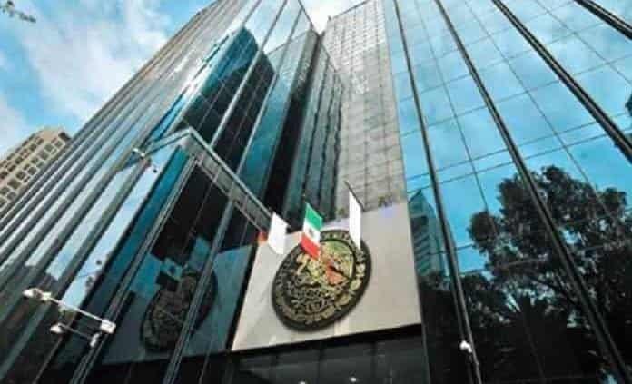 Chocan por propuesta de reforma a Ley de la FGR