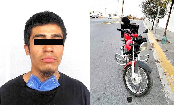 Detienen a joven con motocicleta robada
