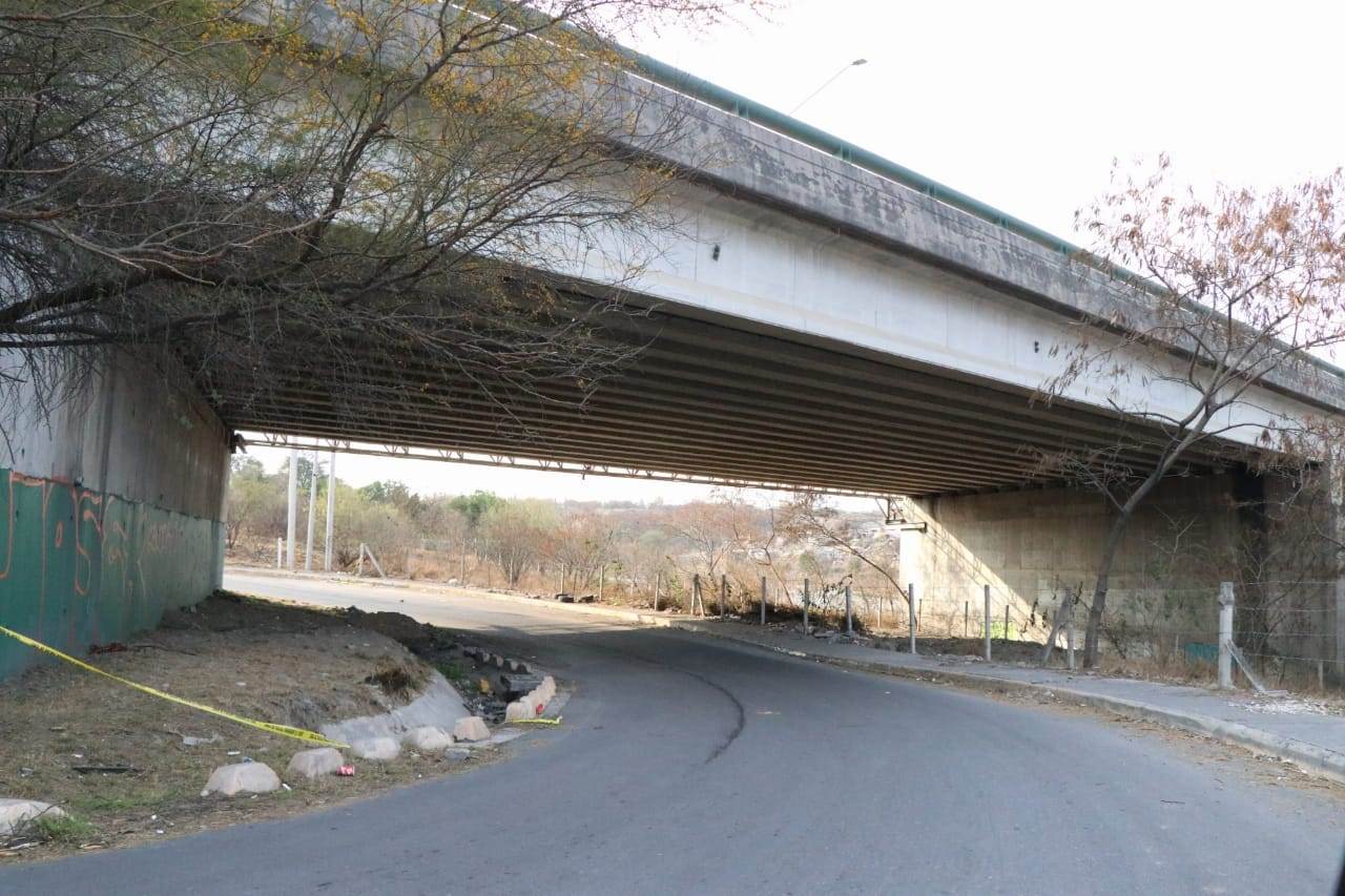 La mujer fue privada de su libertad por delincuentes quienes la llevaron a un puente donde la ejecutaron a balazos