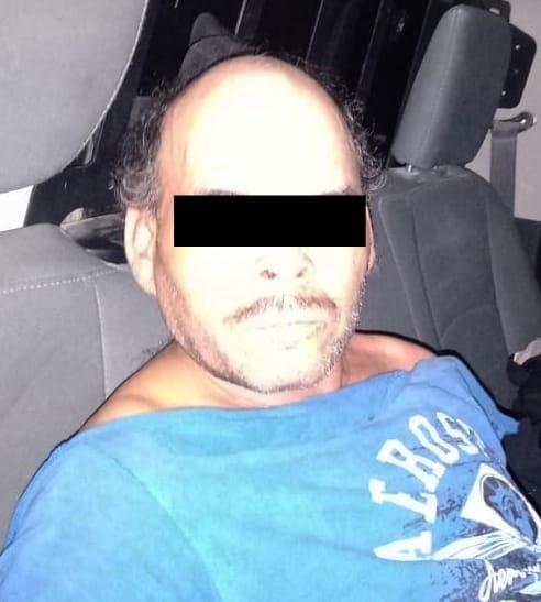 Arrestan a narcomenudista ebrio en San Nicolás