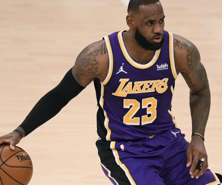 Lakers vence a Golden State en la NBA