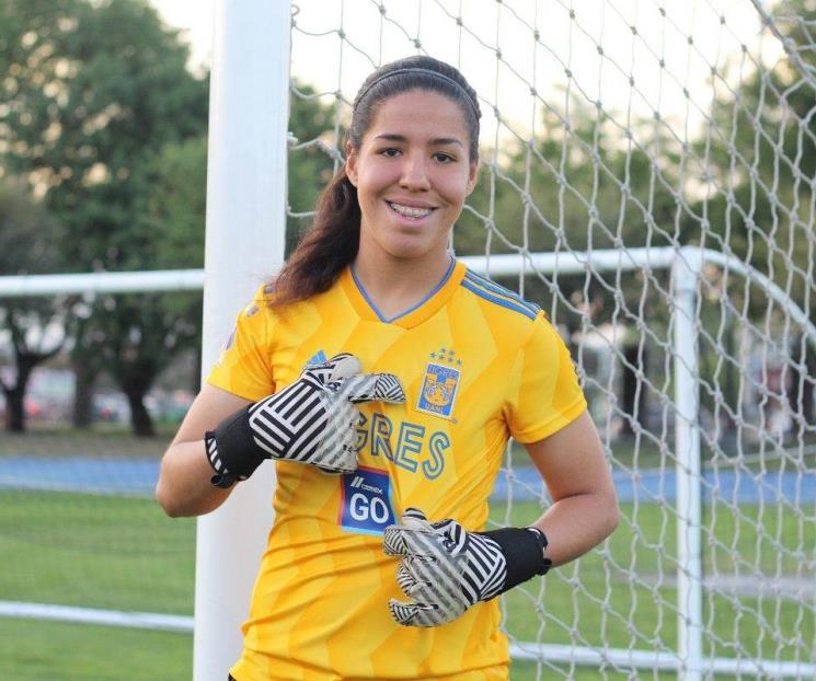 Renueva Ofelia con Tigres