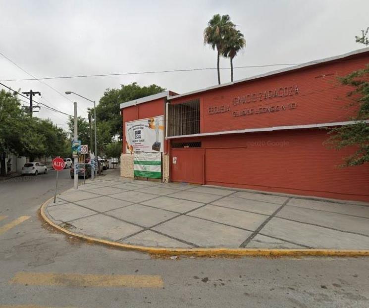 Saquean escuela en la colonia Mitras Centro