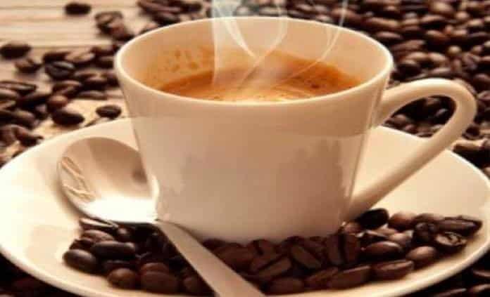 Advierte Profeco de la bebidas que contienen más cafeína