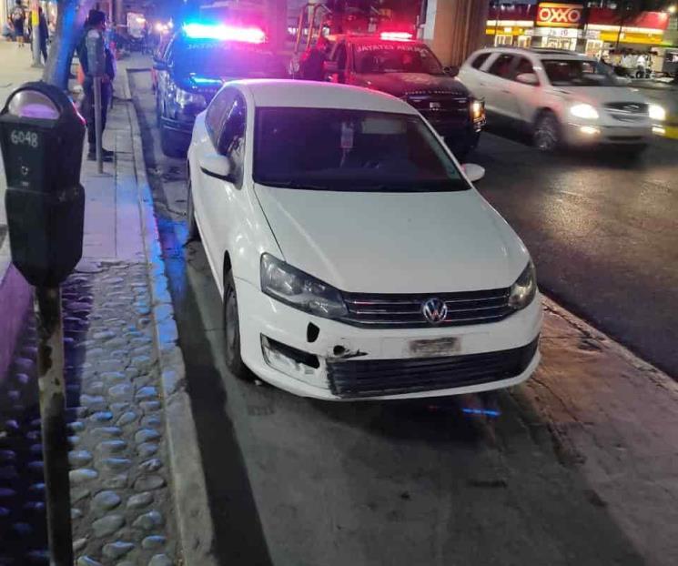 Circula con placas de papel