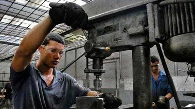 Avalan que salario mínimo no se fije por debajo de inflación