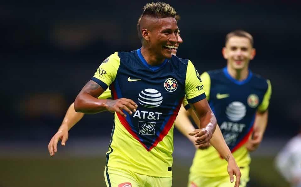 América lo escolta