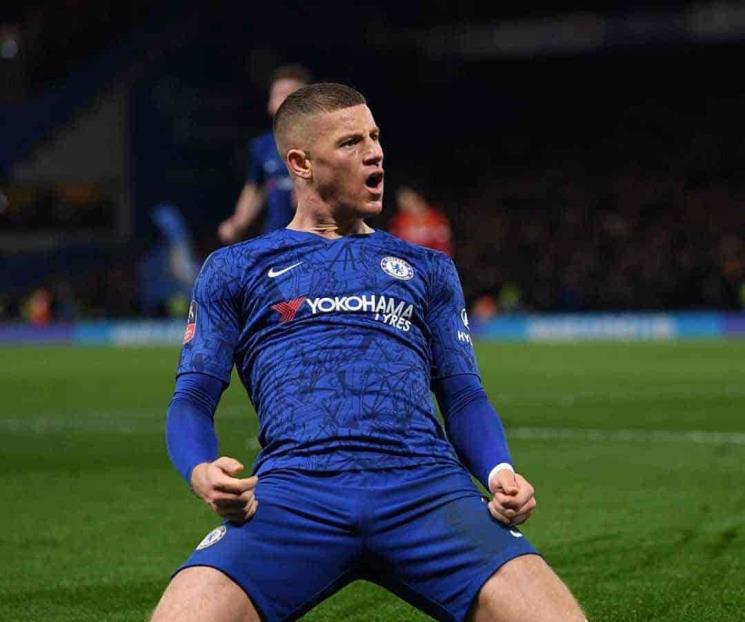 Continúa Chelsea acrecentando crisis del Liverpool