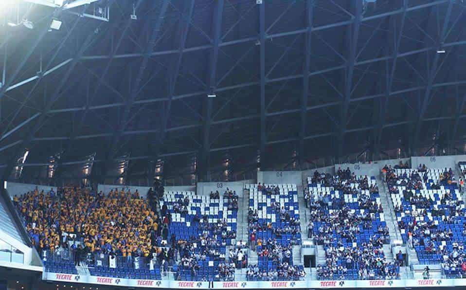 Y no hay fecha para reapertura de estadios