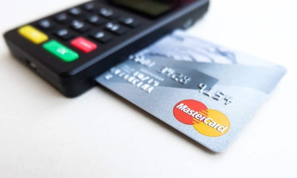 Desarrollan tarjeta de crédito con huella dactilar