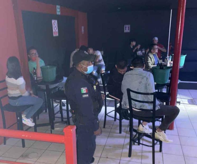 Clausuran bar en Monterrey por falta de permiso