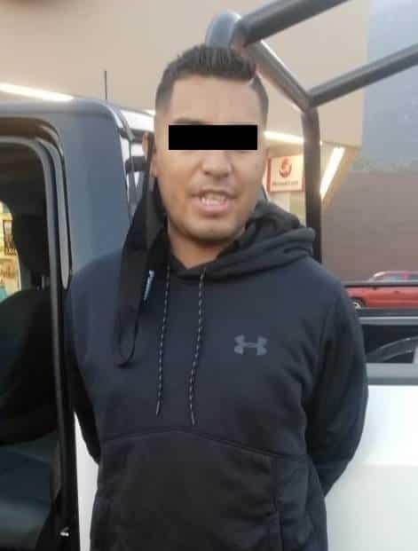 Daña taxi para evitar que su esposa se marchara