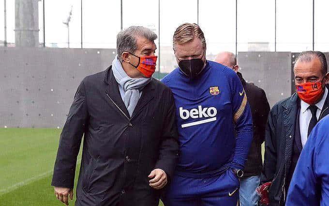 Visita Laporta a Koeman y jugadores tras ganar elecciones