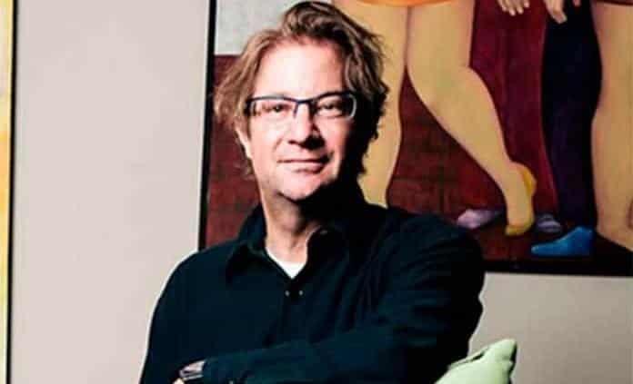 ¿Quién es Andrés Roemer, señalado de acoso sexual?