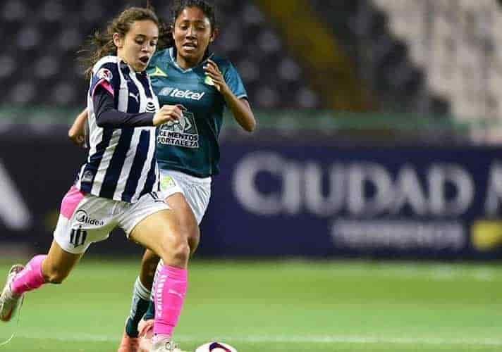 Ganan Rayadas, dejan crisis en el olvido