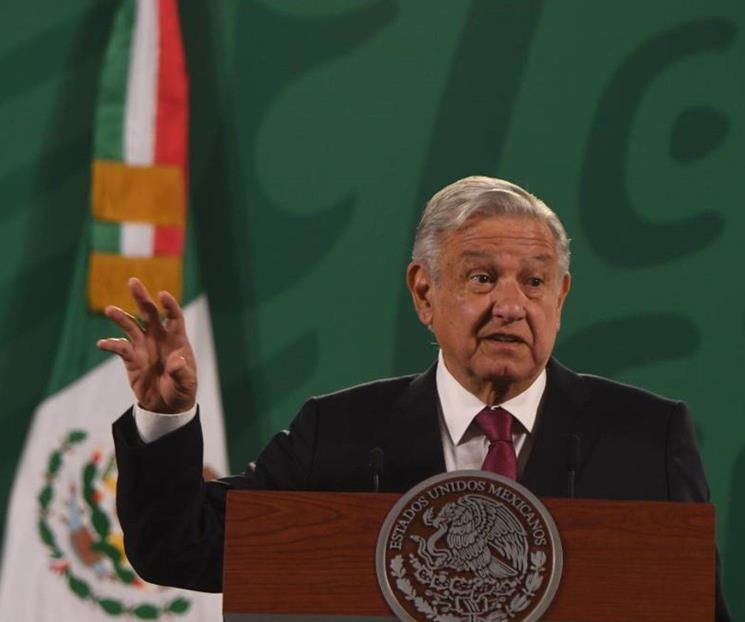 En marcha pudieron poner un dron para tirar una bomba: AMLO