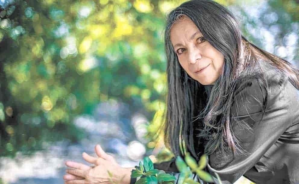 Gana Boullosa Premio Jorge Ibargüengoitia