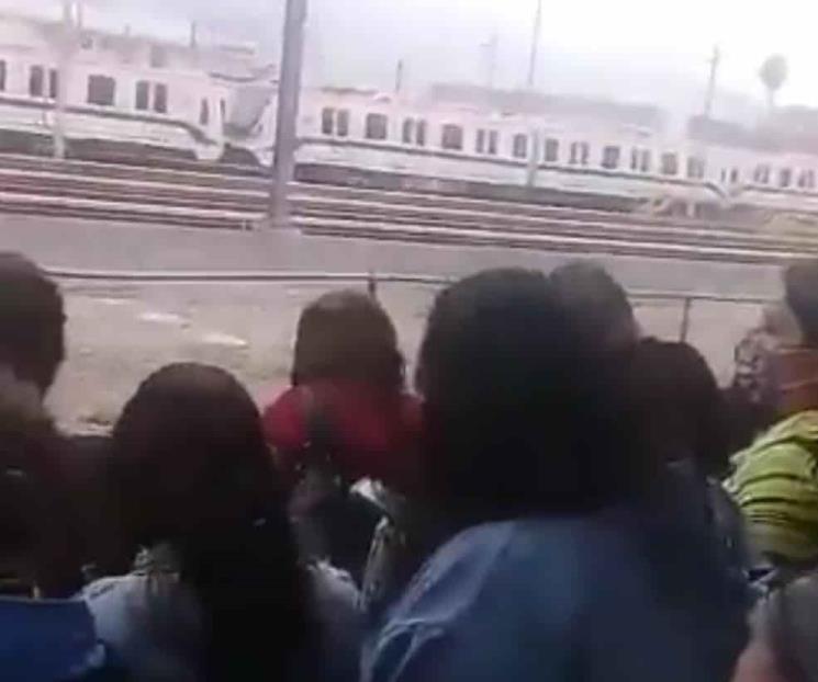 Falla Línea 1 del Metro en hora pico