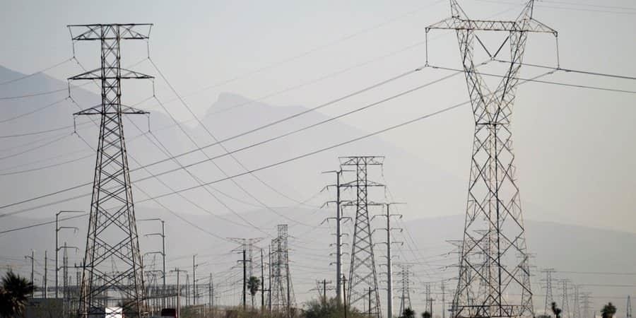 Juez federal, suspende, por ahora, reforma eléctrica de AMLO