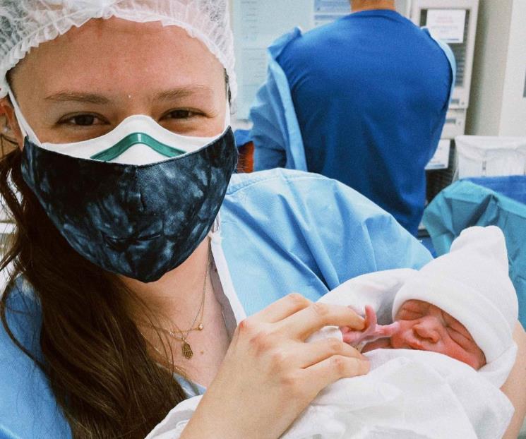 Joy Huerta y Diana Atri crece ya tienen a la parejita