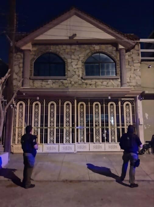 Más de 140 cartuchos de arma de fuego, dos armas largas y cuatro cortas, se encontraron en un cateo