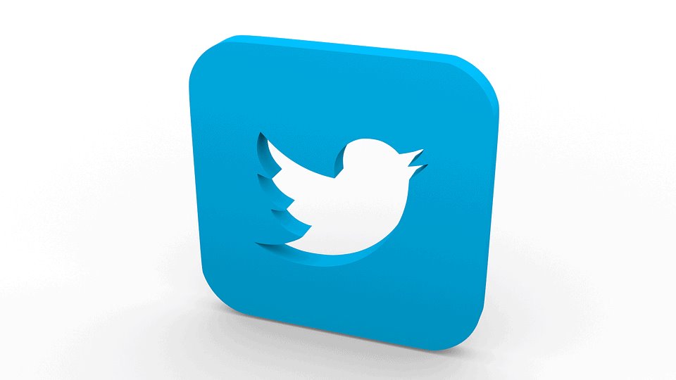 Buscan vender primer tweet de la historia