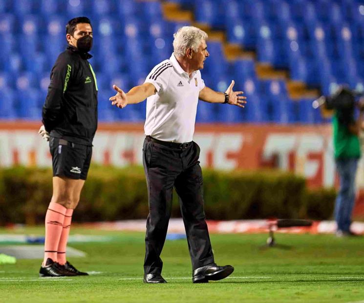 No ve Tuca al equipo caído