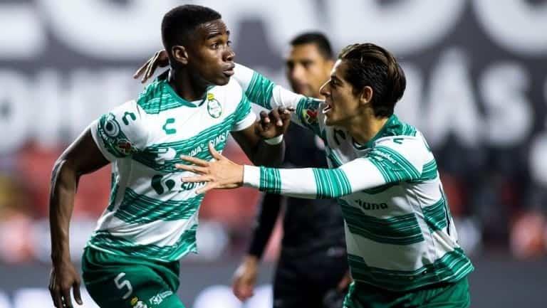 Santos vence por la mínima a Xolos