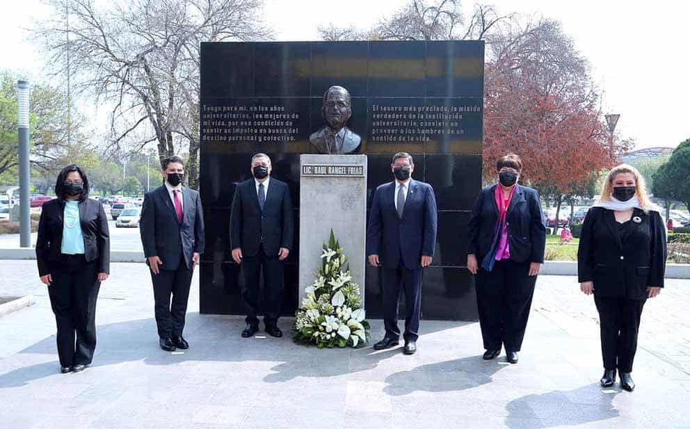 Rinden homenaje a Raúl Rangel Frías