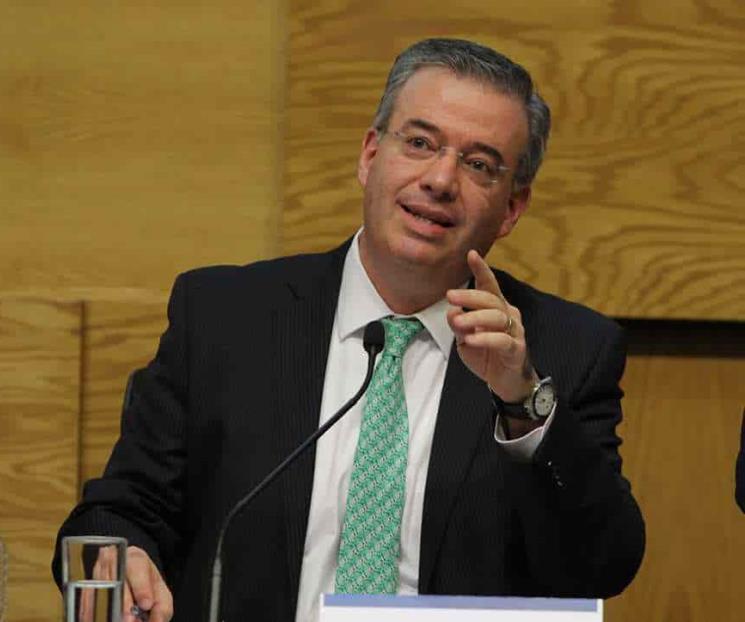 Nombran a Alejandro Díaz de León gobernador central del año