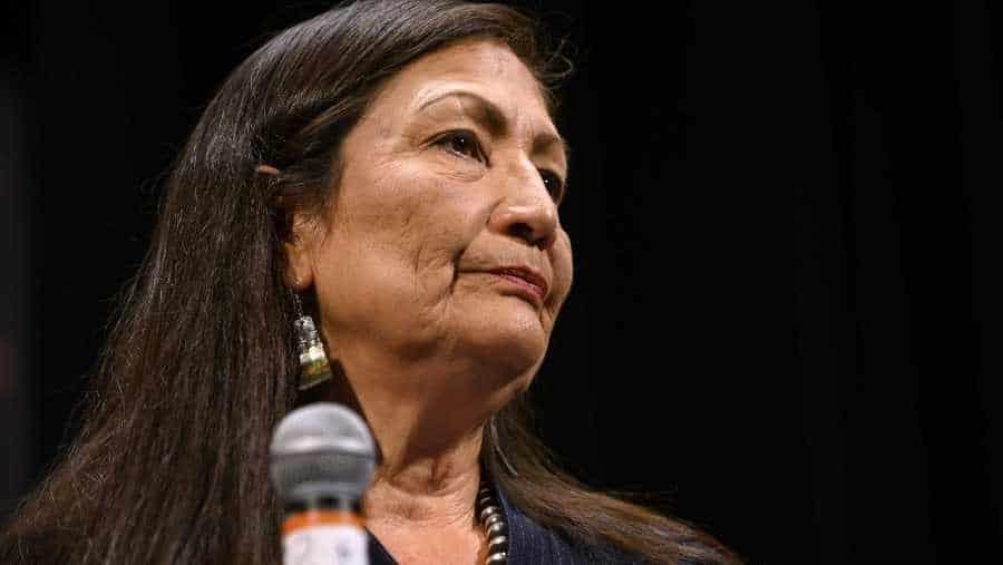 Confirma EU a descendiente de pueblos originarios, ministra