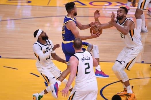 Warriors ‘bailan’ al Jazz