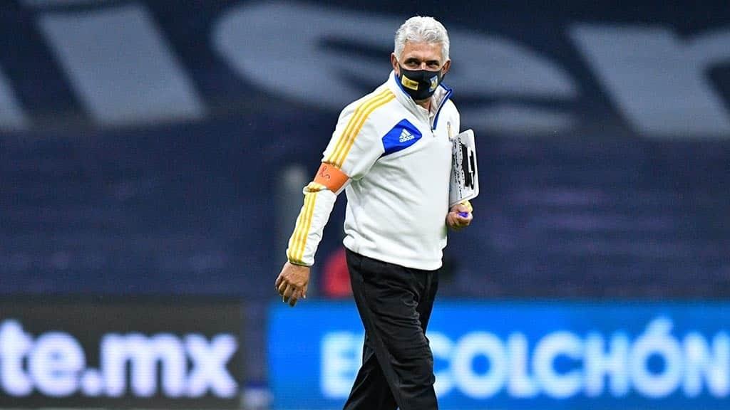 Ferreti renovaría por tres años en Tigres