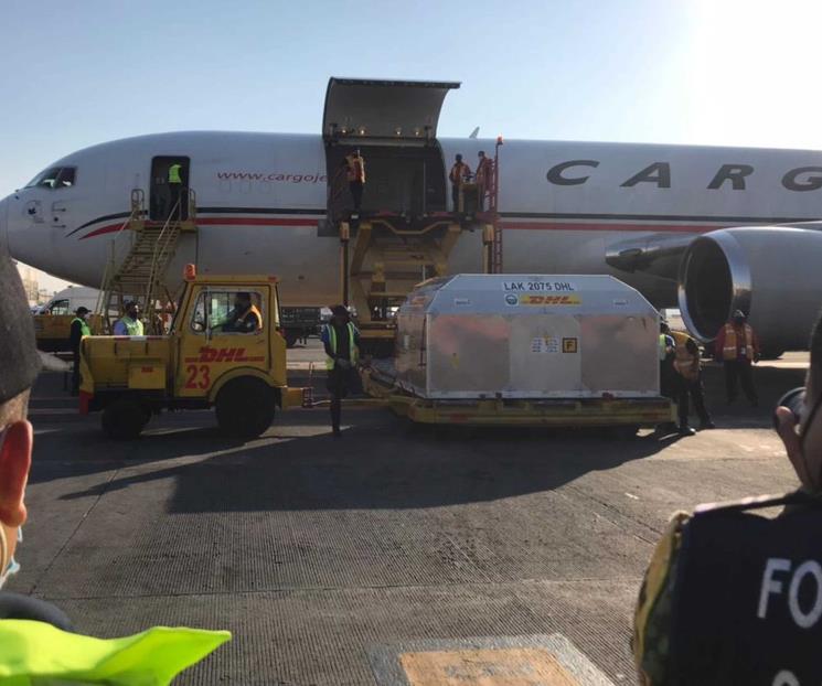 Llegan más de 217 mil vacunas de Pfizer a la CDMX