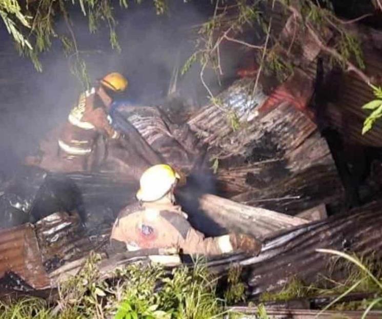 Arde vivienda en Juárez