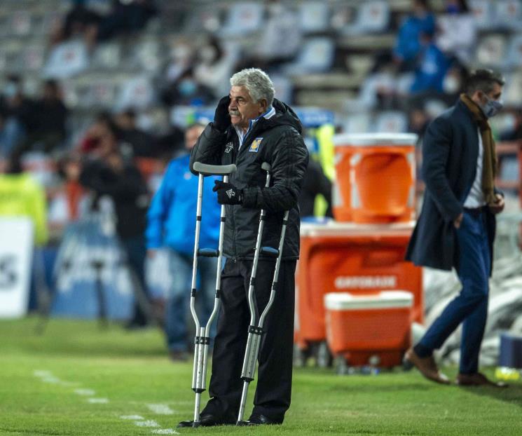 Ferretti niega crisis