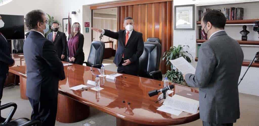 Toma protesta nuevo Secretario de Administración del IPN