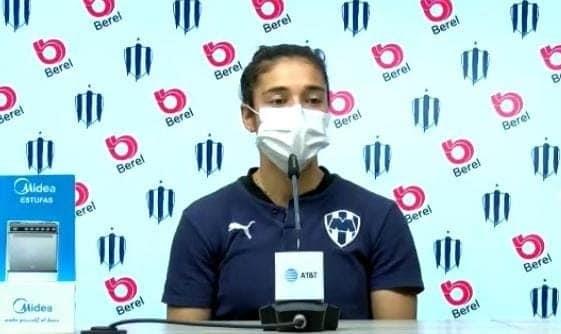 Anhela Flores creación de Conca Femenil Anhela Flores creación de Conca Femenil