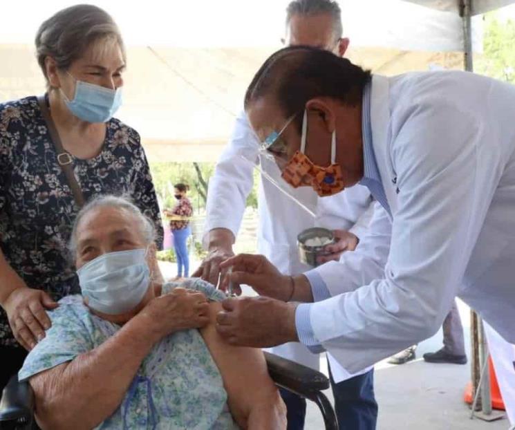 Critica ex secretario de Salud estrategia federal