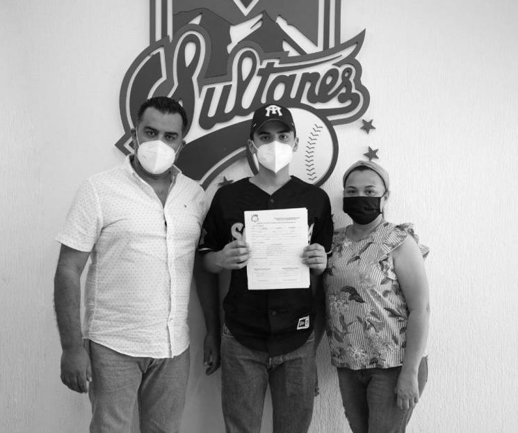 Firma Sultanes a prospecto de Montemorelos