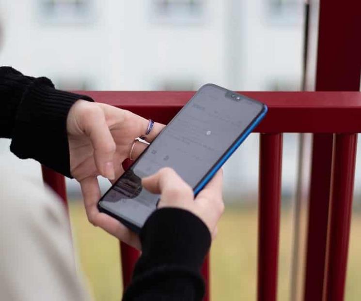 Tinder verificará si usuarios tienen antecedentes violencia