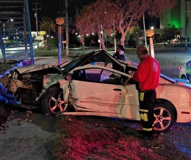 Deja choque a una pareja herida