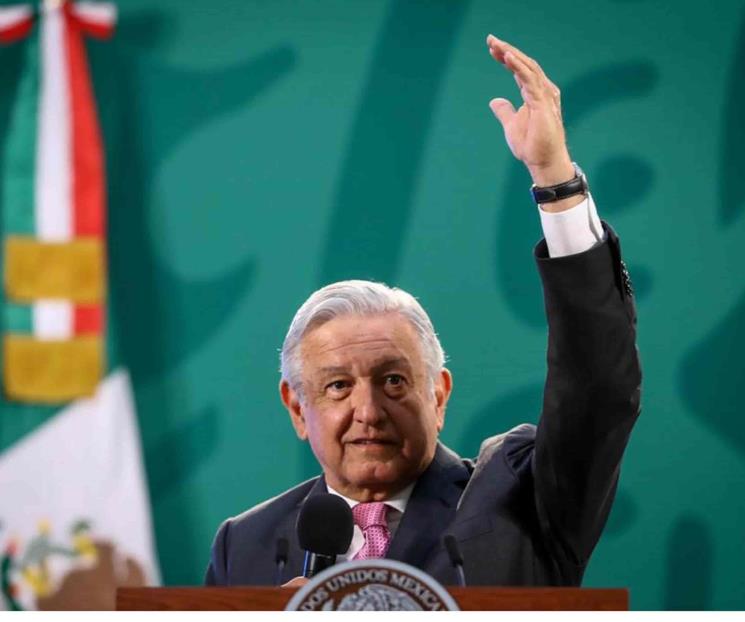 Propone AMLO llegar a un acuerdo con Oxxo, Bimbo y Walmart